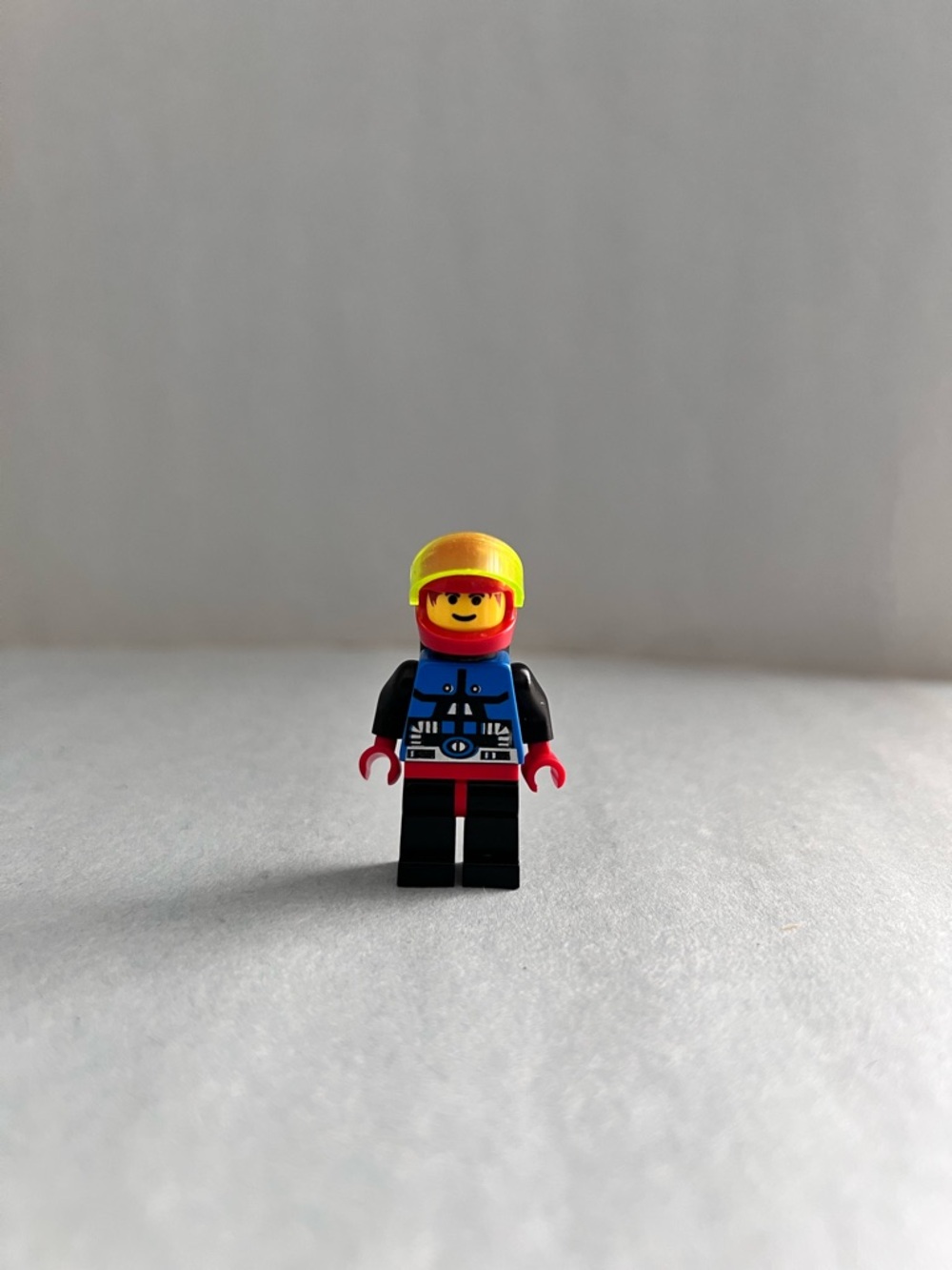 LEGO Space Spyrian Minifigure